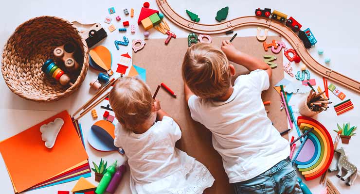 Top Wholesale Toy Trends for 2023 kids playing with toys